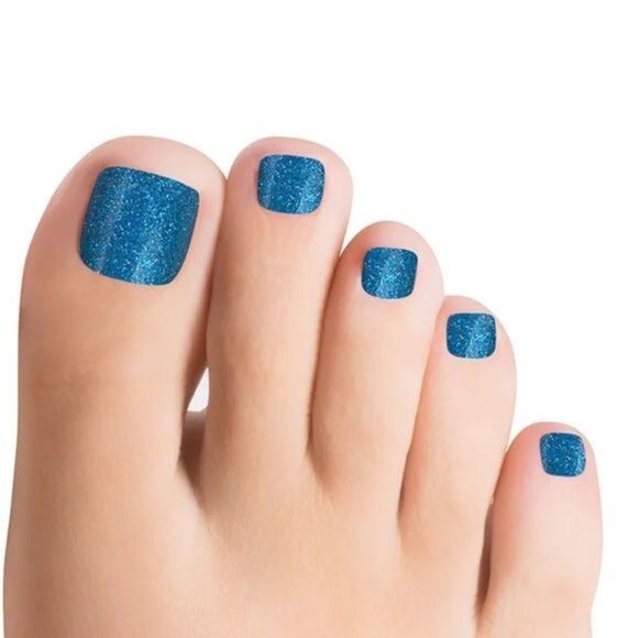 Color Street | How Swede It Is, blue Pedi set - Picture 4 of 6